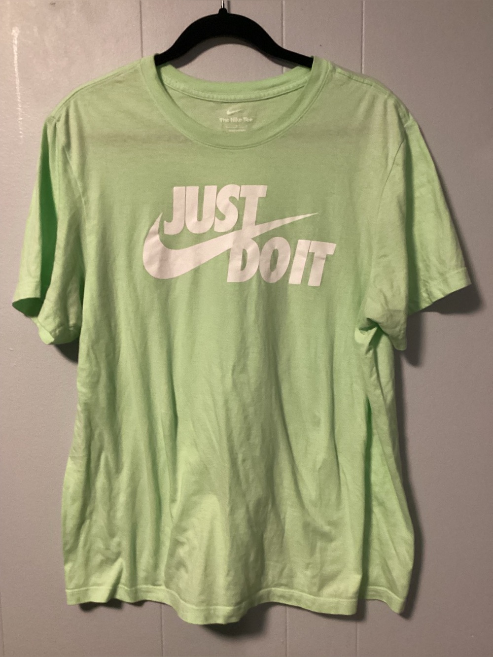 Men’s Light Green Just Do It Short sleeve Tee Size large